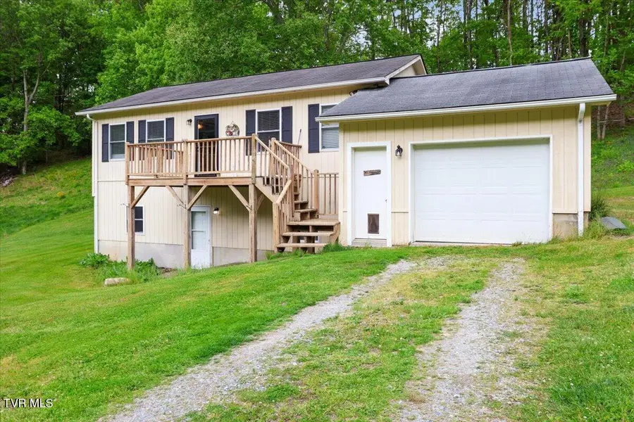 809 Ragan Road, Trade, TN 37691 - #2