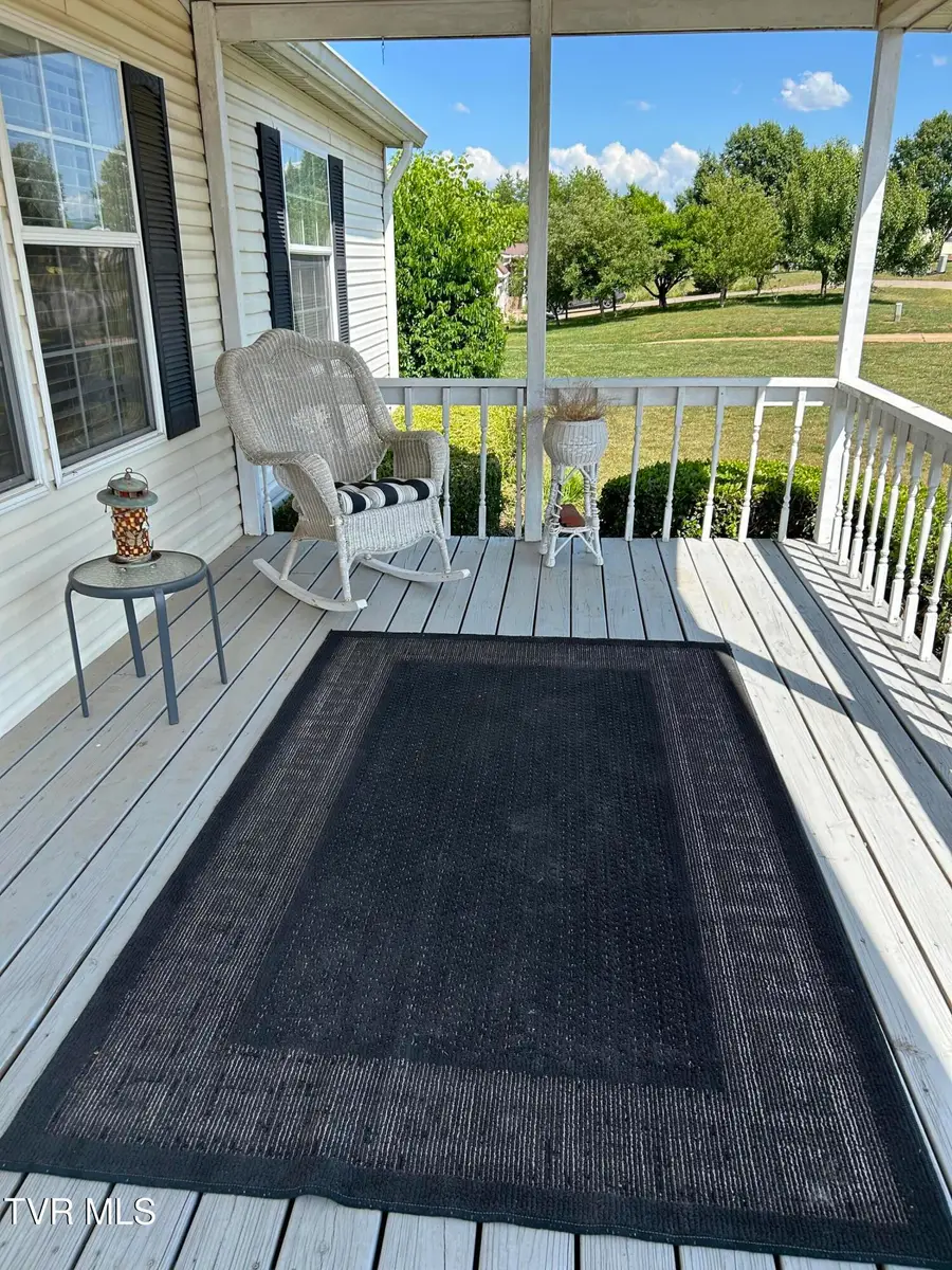 210 Ebenezer Loop, Chuckey, TN 37641 - #2