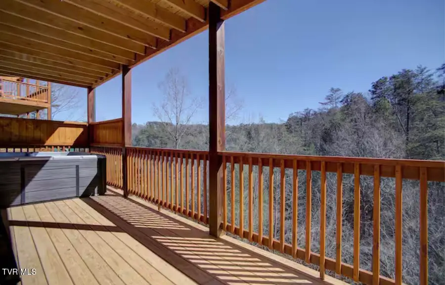 817 String Run Way, Pigeon Forge, TN 37863 - #3