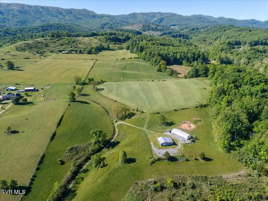 21570 Alvarado Road, Abingdon, VA 24211 - #3