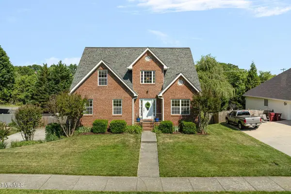 204 Lee Carter Drive, Johnson City, TN 37601
