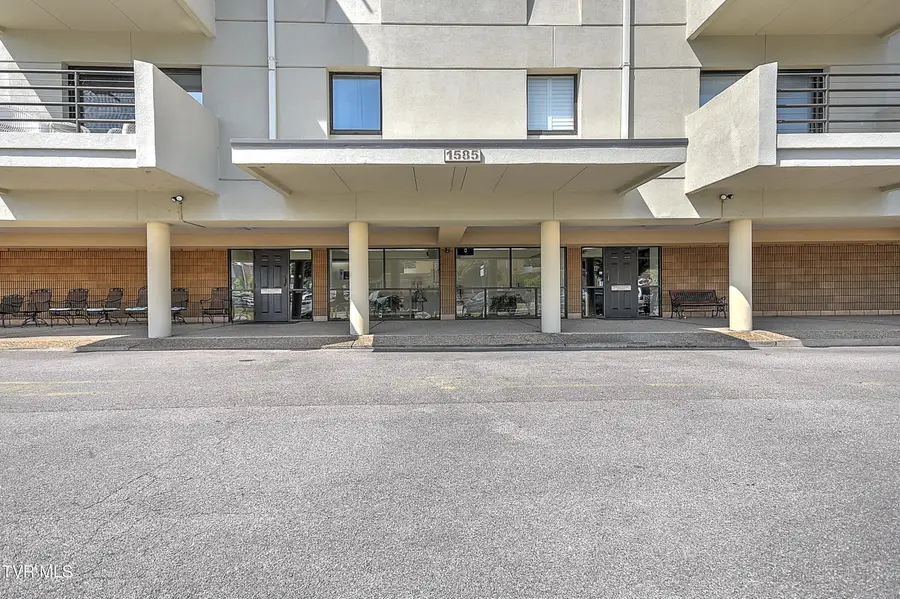 1585 Fort Henry Drive #Apt 6h, Kingsport, TN 37664 - #3