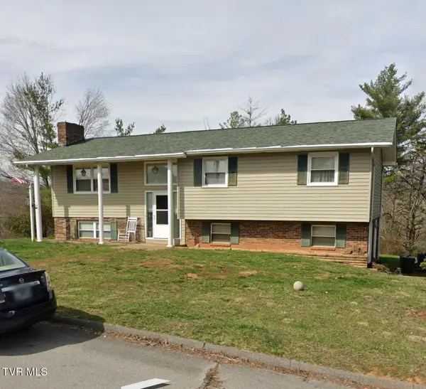 1028 Cedar Hills Drive, Church Hill, TN 37642