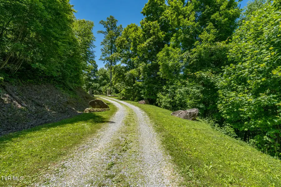 3 Ridgetop Lane, Unicoi, TN 37692 - #3