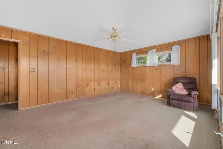 320 Mountain View Street, Erwin, TN 37650 - #3