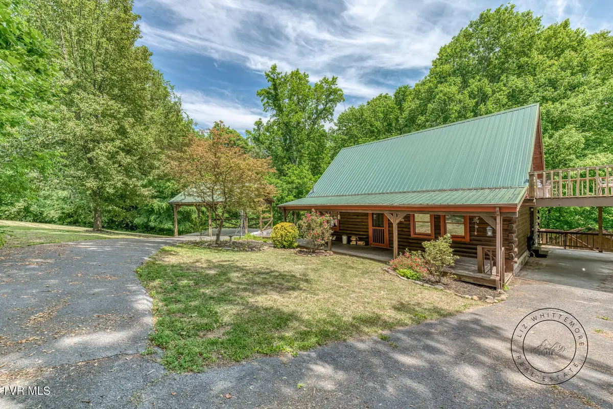 130 Redwood Drive, Elizabethton, TN 37643 - #1