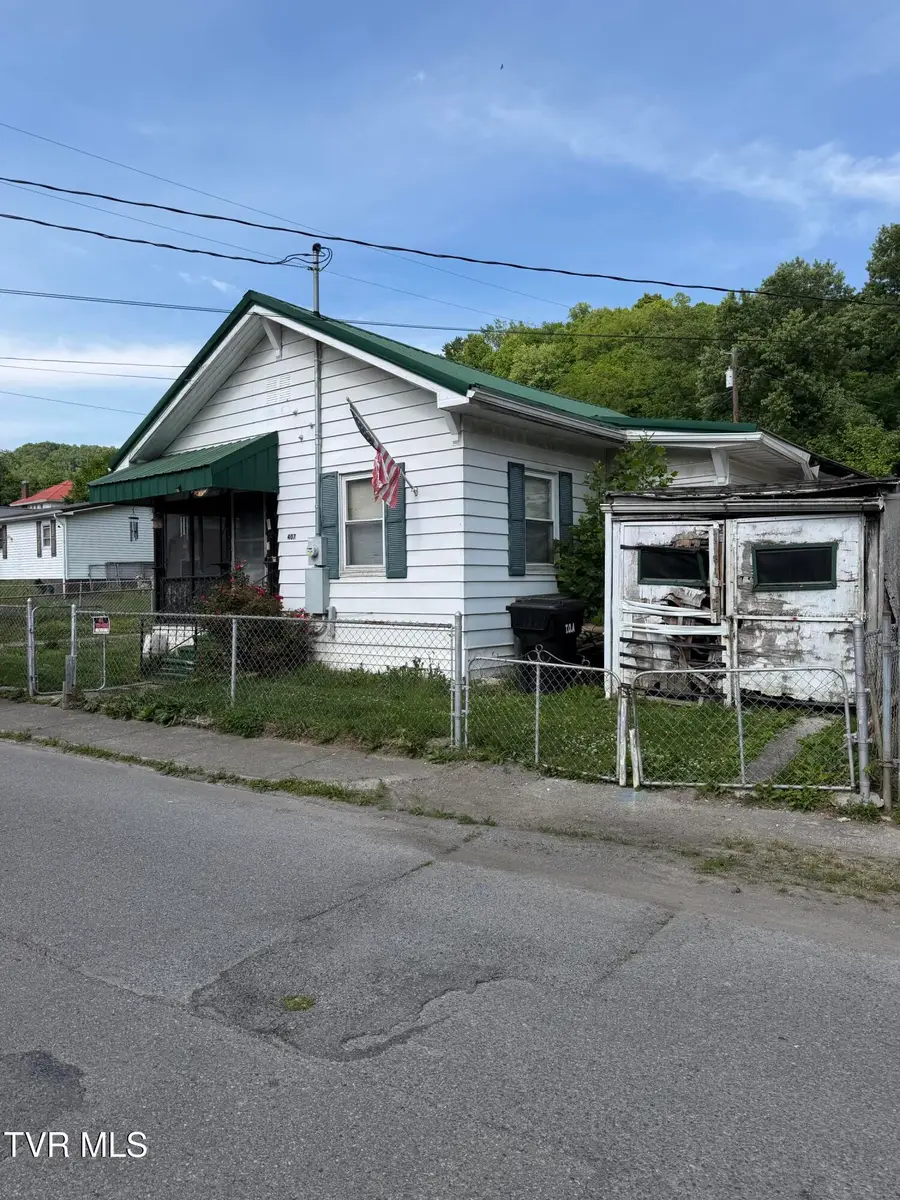 407 Spruce Street, Appalachia, VA 24216 - #2