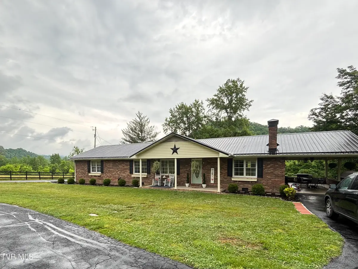 11062 Clinch River Highway, Fort Blackmore, VA 24250 - #1