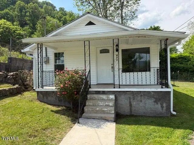 623 East 6th Avenue, Big Stone Gap, VA 24219 - #1