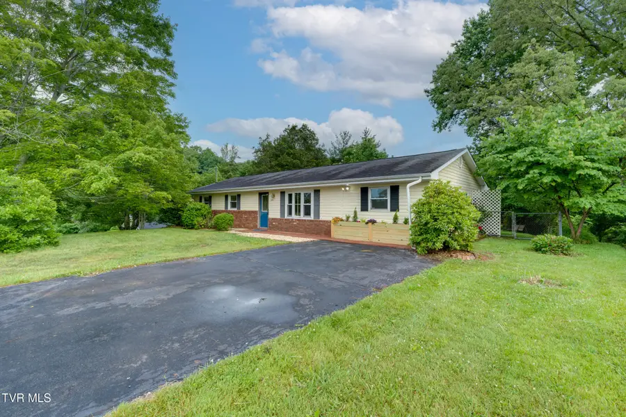 114 Dogwood Village Road, Jonesborough, TN 37659 - #2