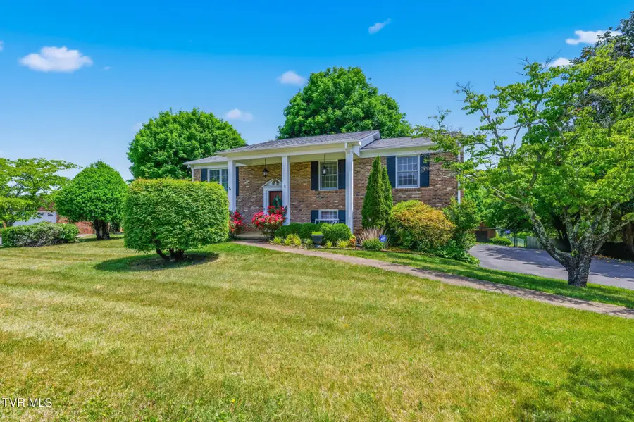 211 Independence Drive, Bristol, VA 24201 - #3