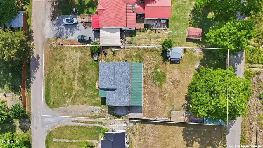 82 Greenway Street, Greeneville, TN 37743 - #2