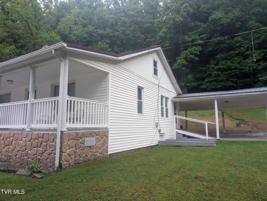 9912 Sandlick Road, Bee, VA 24217 - #3