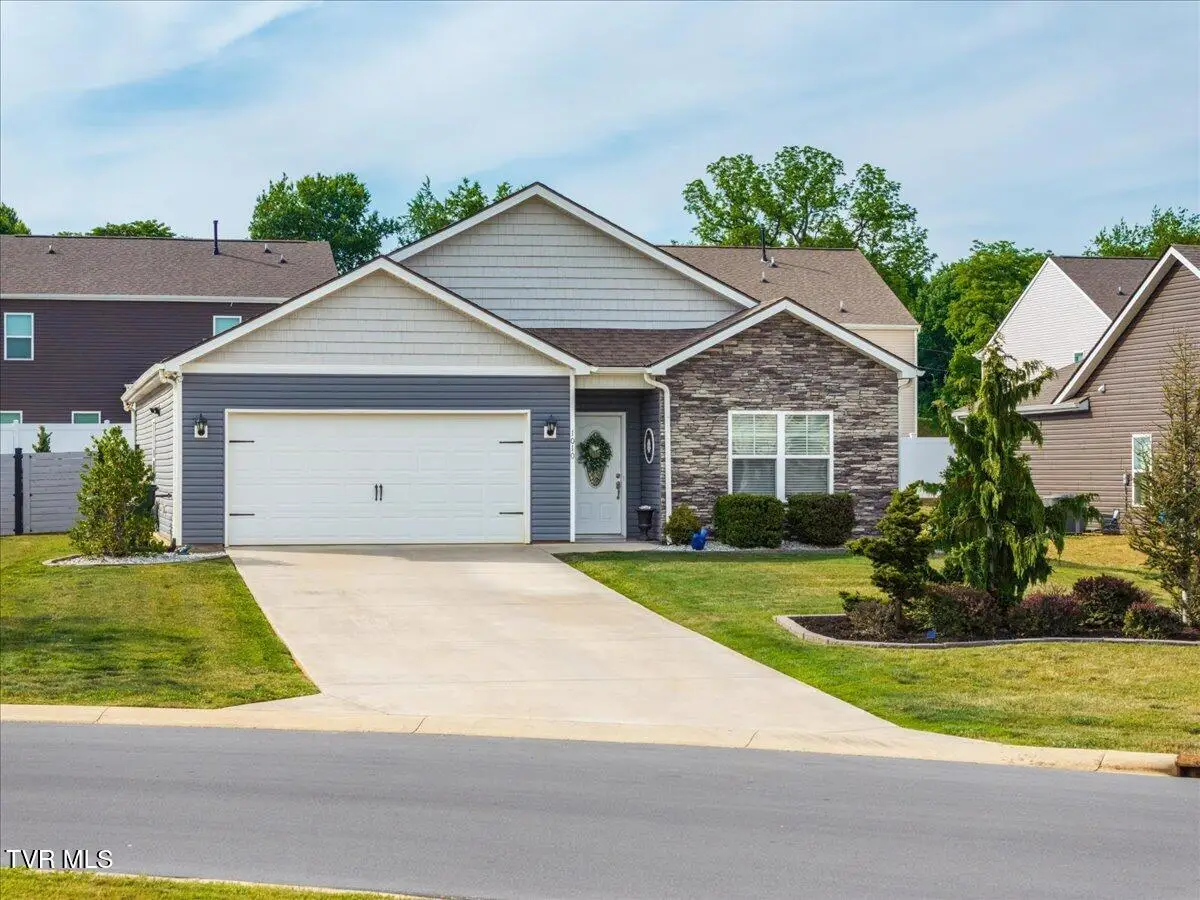 1010 Raccoon Lane, Piney Flats, TN 37686 - #1