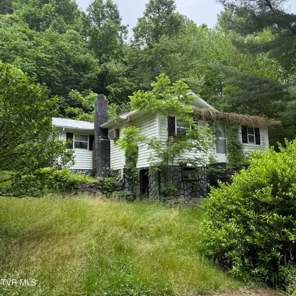 1552 Sugar Pine Lane, Gate City, VA 24251