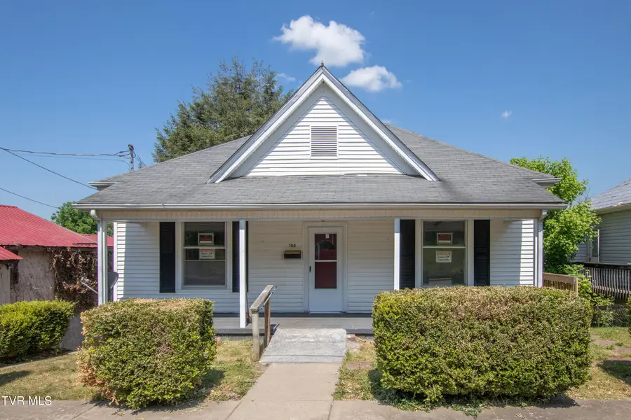 708 Portsmouth Avenue, Bristol, VA 24201 - #2