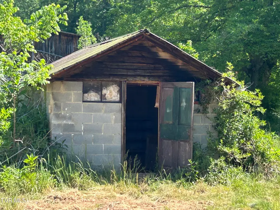 1684 Draft Road, Butler, TN 37640 - #3
