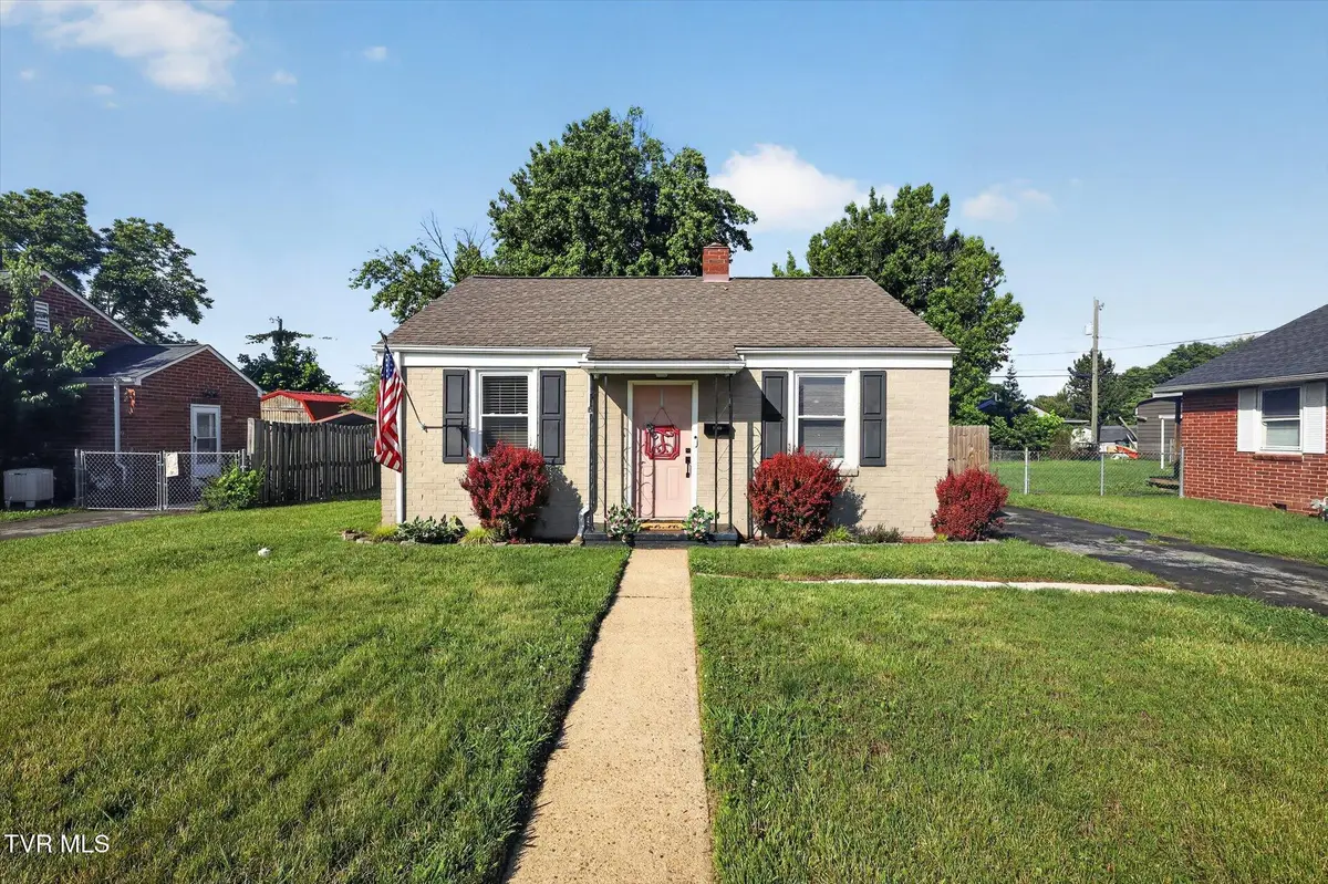 1560 East Sevier Avenue, Kingsport, TN 37664 - #1