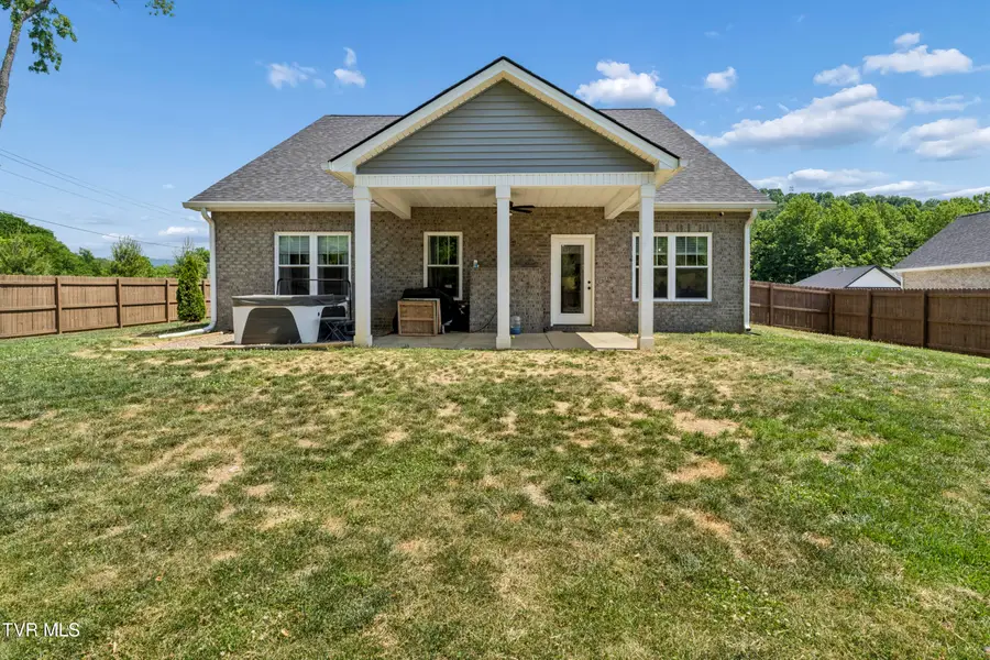 101 Grants Way, Elizabethton, TN 37643 - #3