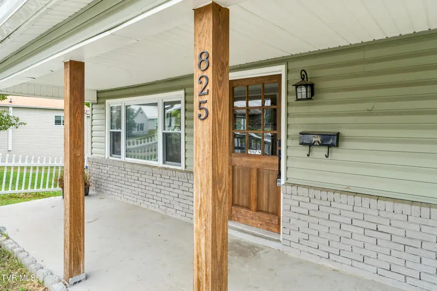 825 5th Street, Bristol, TN 37620 - #2