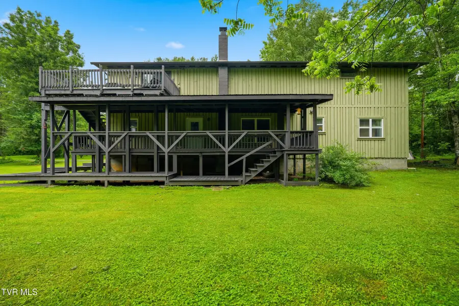 2425 Seminary Church Loop, Big Stone Gap, VA 24219 - #2