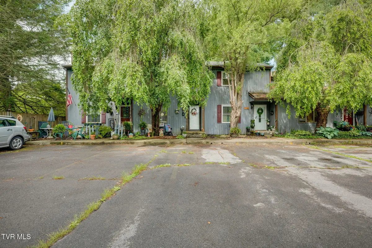 716 Carolina Avenue #Apt C, Bristol, TN 37620 - #1