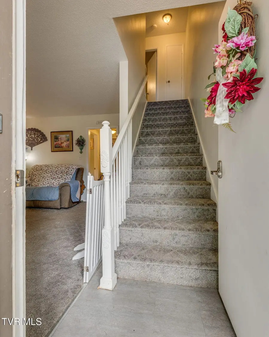 716 Carolina Avenue #Apt C, Bristol, TN 37620 - #3