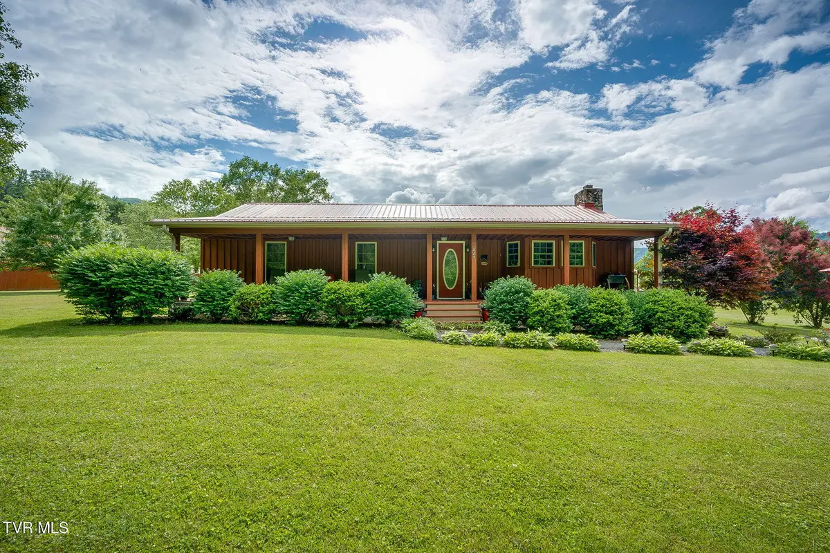 1025 Old Iron Mtn Road, Unicoi, TN 37692 - #1