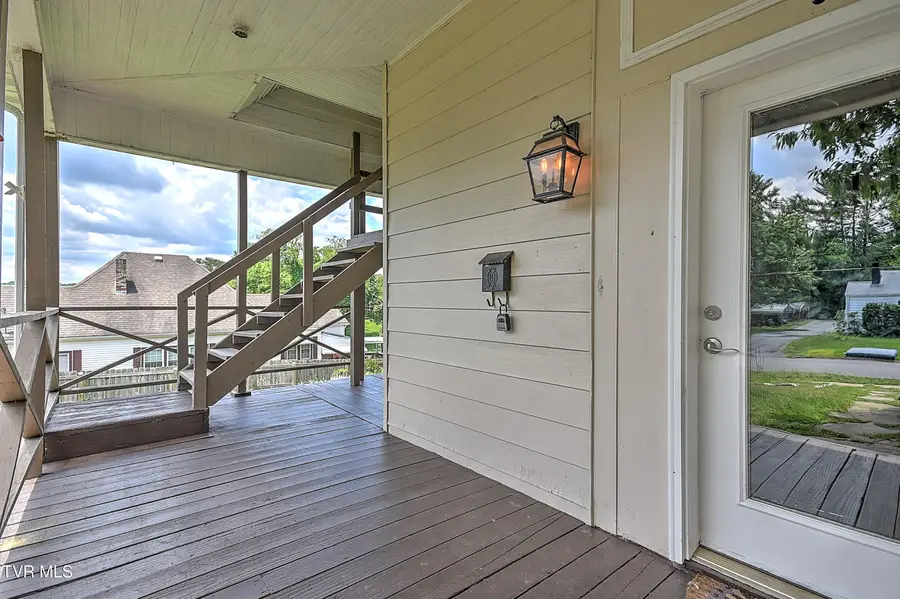 713 Ash Street, Bristol, TN 37620 - #3