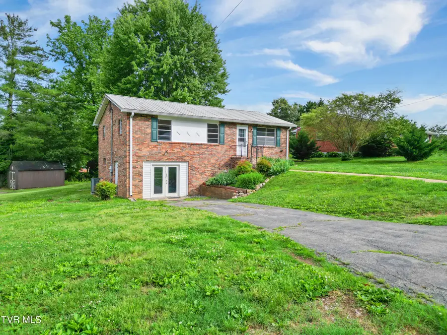121 York Drive, Greeneville, TN 37745 - #3