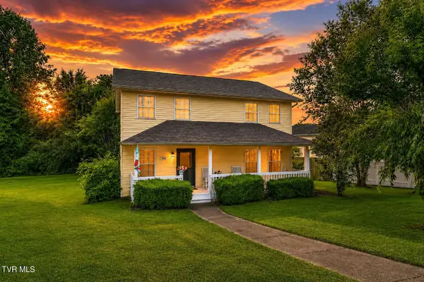 104 Phillip Drew Court, Johnson City, TN 37604