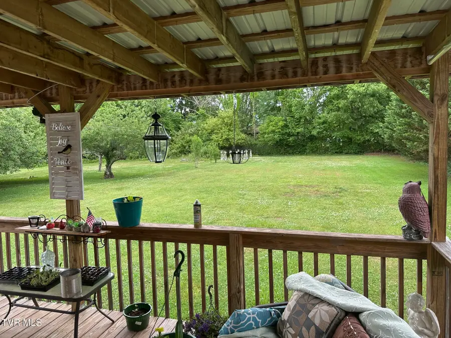 132 Elliott Avenue, Erwin, TN 37650 - #2