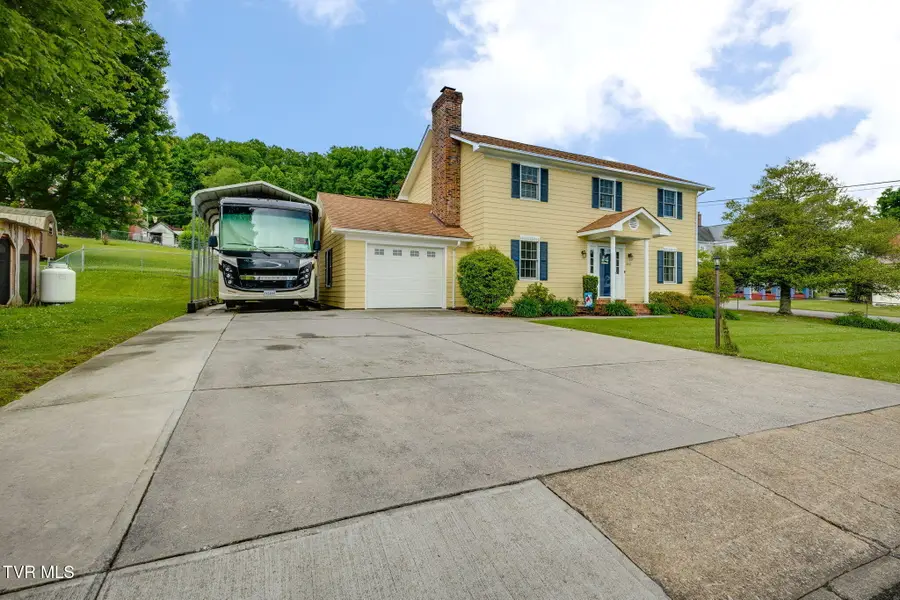 302 Masonic Avenue, Wise, VA 24293 - #2