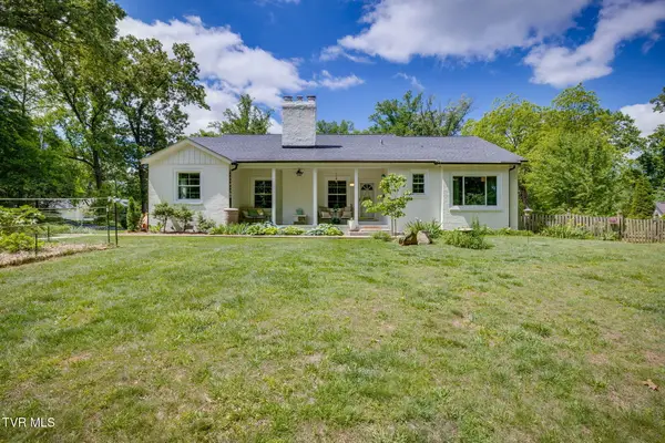 911 Woodland Avenue, Johnson City, TN 37601