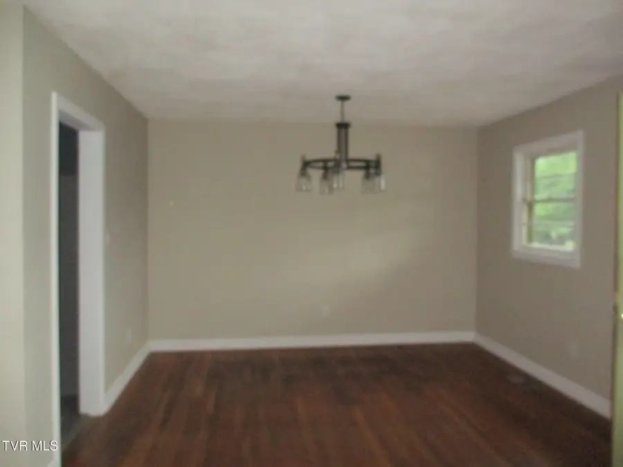 206 Cloverdale Place, Bristol, TN 37620 - #3
