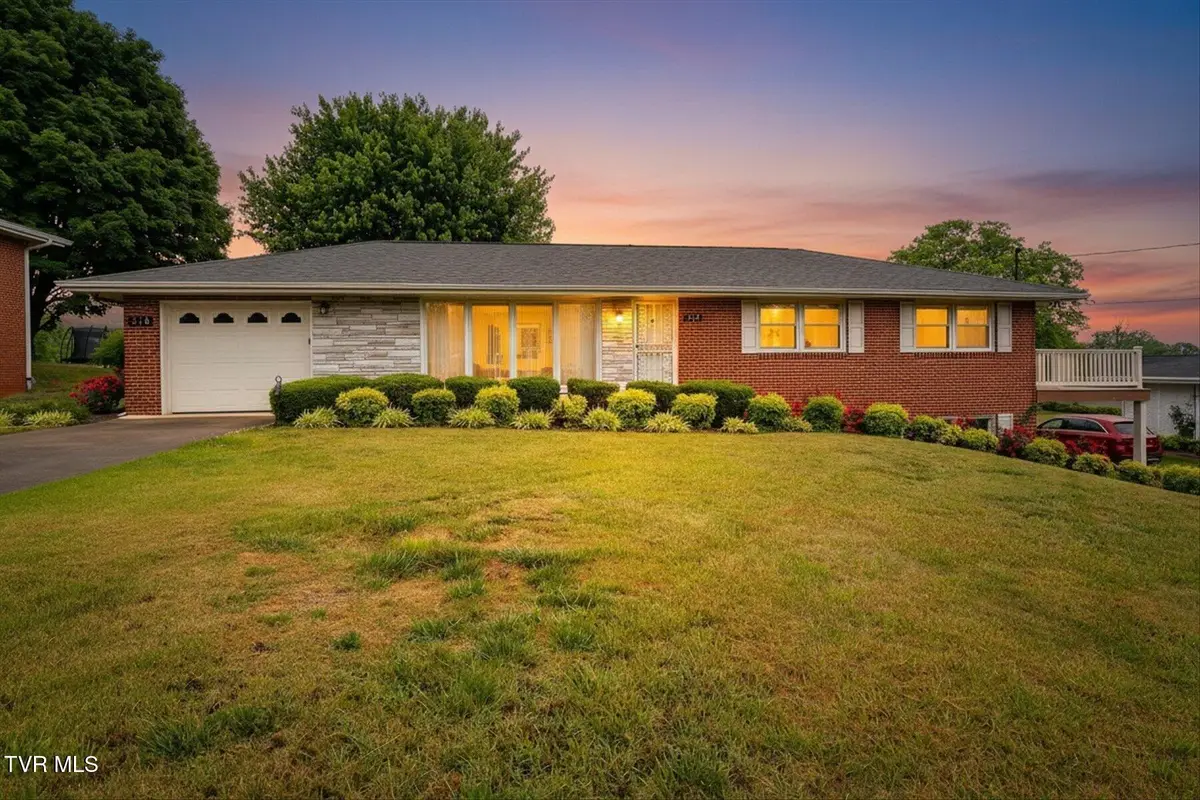 318 Broyles Avenue, Church Hill, TN 37642 - #1