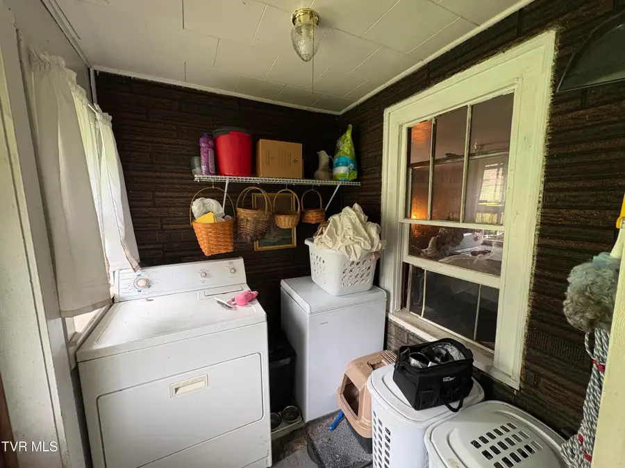 127 Keystone Street, Appalachia, VA 24216 - #3