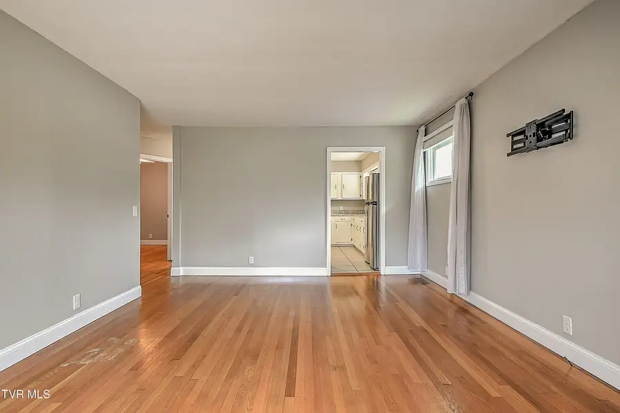 166 Reading Road, Weber City, VA 24290 - #3