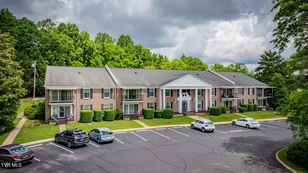202 University Parkway #8e, Johnson City, TN 37604