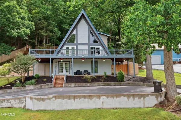 440 Lakeshore Road, Bluff City, TN 37618