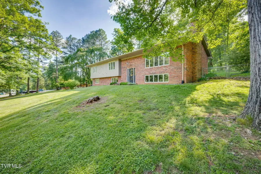 400 Old Castle Road, Kingsport, TN 37660 - #3