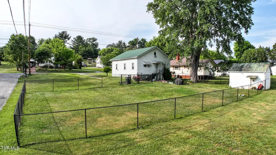 515 South Mckee Street, Greeneville, TN 37743 - #2