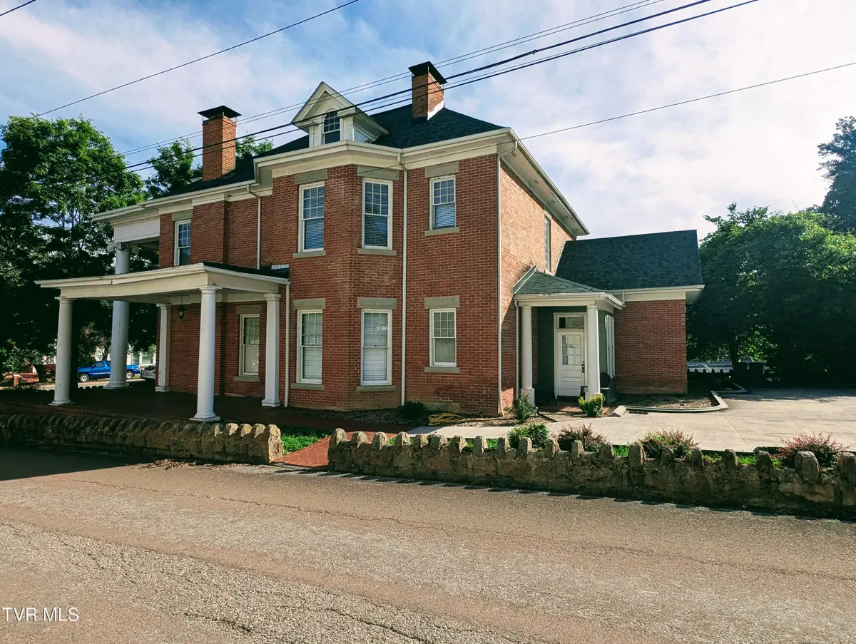 221 East Main Street, Clintwood, VA 24228 - #1