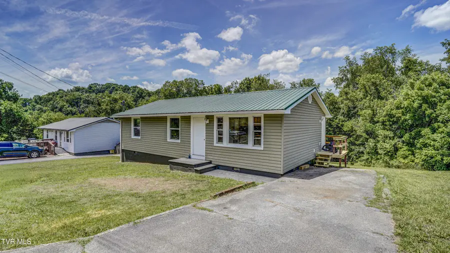 273 Riverview Drive, Bluff City, TN 37618 - #2