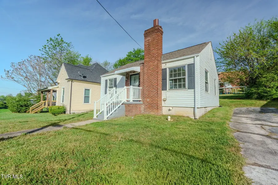 2233 Lawson Avenue, Knoxville, TN 37917 - #3