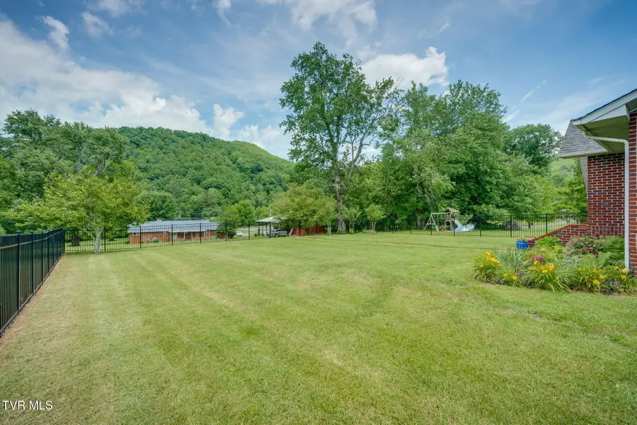 180 Grant Lane, Erwin, TN 37650 - #3