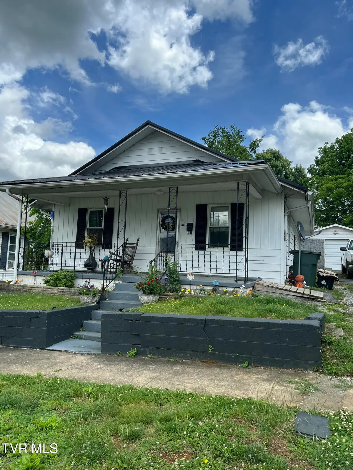 714 Beech Street, Elizabethton, TN 37643 - #1
