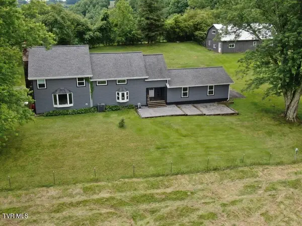 290 Snyder Ridge, Rose Hill, VA 24281