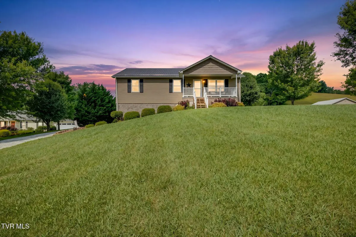 873 Sycamore Shoals Drive, Elizabethton, TN 37643 - #1