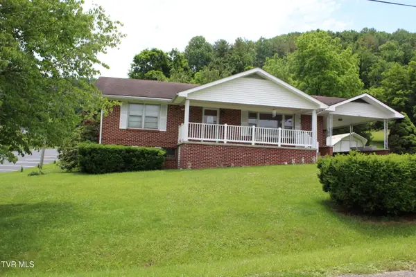 151 Hospital Drive, Pennington Gap, VA 24277